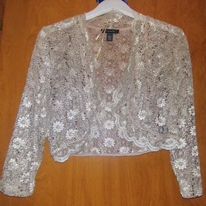 Formal Lace Bolo